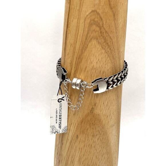 Alex and Ani Windfall Magnetic Bracelet Vintage 66 Rafaelian Silver 7” - Picture 4 of 8